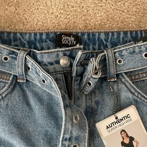 Women’s Size 1 shorts. Brand new